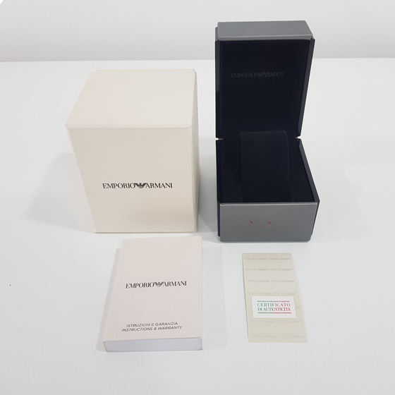 Emporio Armani Elegante Uhrenbox